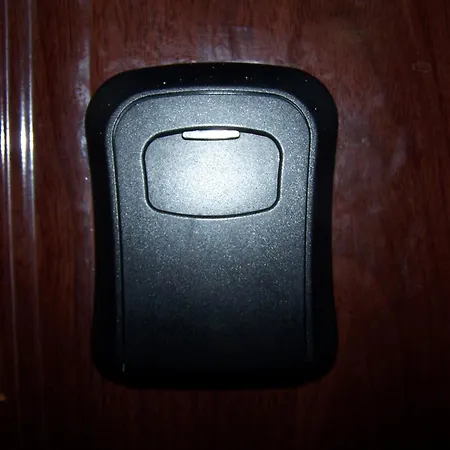 Simple Small Пярну